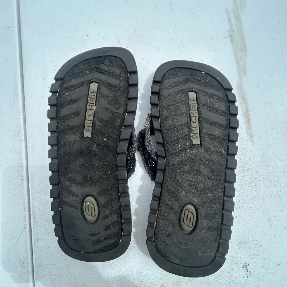 Skechers Womens 7 Med Black Thong Sandals Shoes Flip Flops Comfort Summer Casual - Picture 2 of 3